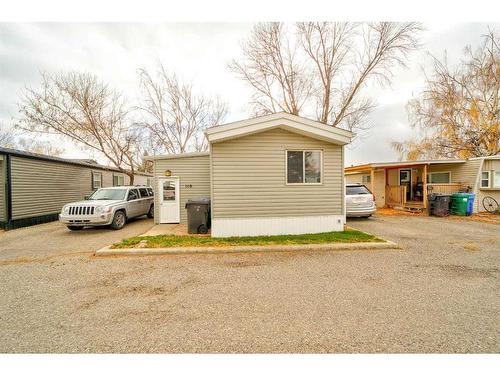 110-1410 43 Street South, Lethbridge, AB 