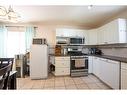 154 Jerry Potts Boulevard West, Lethbridge, AB  - Indoor Photo Showing Kitchen 