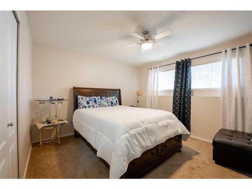 154 Jerry Potts Boulevard West, Lethbridge, AB - Indoor Photo Showing Bedroom