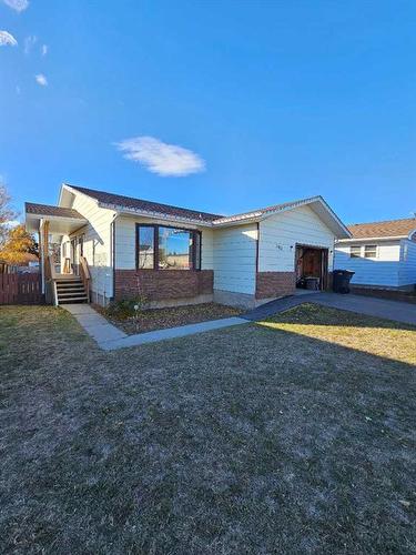 308 3 Avenue Ne, Milk River, AB - Outdoor