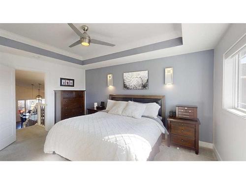 697 Sixmile Crescent South, Lethbridge, AB - Indoor Photo Showing Bedroom