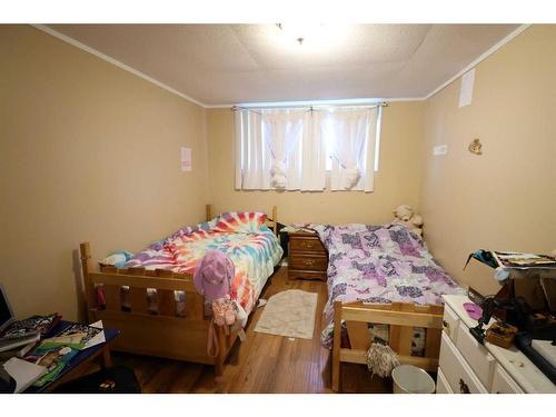 2311 22 Ave, Coaldale, AB - Indoor Photo Showing Bedroom