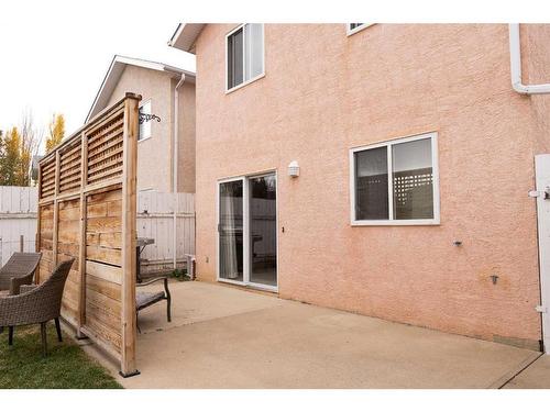 10 Athabasca Way West, Lethbridge, AB - Outdoor With Exterior