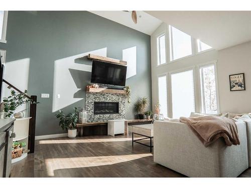 361 Rivergrove Chase West, Lethbridge, AB - Indoor Photo Showing Living Room With Fireplace