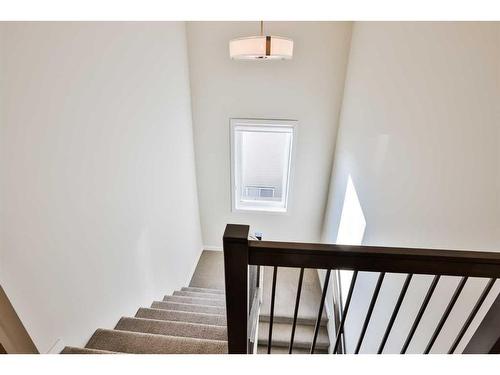 91 Riverford Close West, Lethbridge, AB - Indoor Photo Showing Other Room