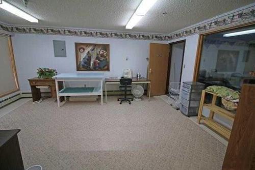 122-20 3 Street, Lethbridge, AB - Indoor Photo Showing Other Room