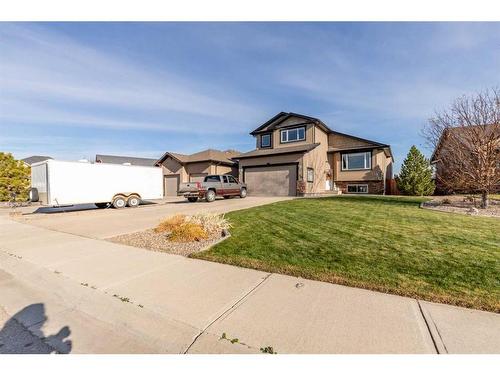 3203 22 Street, Coaldale, AB - Outdoor