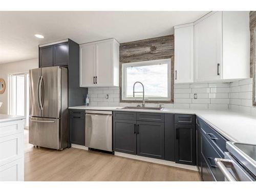 31033 Range Road 262, Cardston, AB - Indoor Photo Showing Kitchen