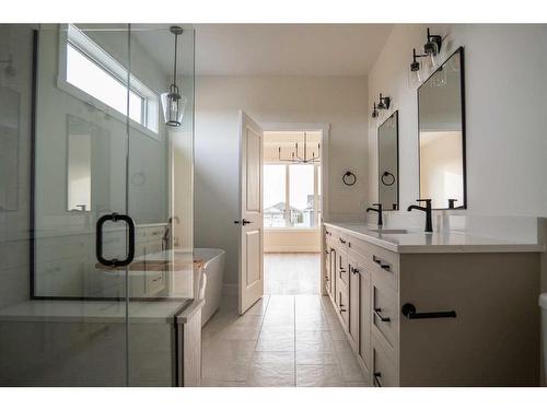 2154 21A Street, Coaldale, AB - Indoor Photo Showing Bathroom