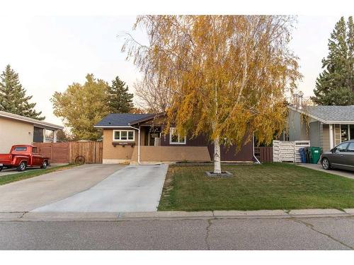 1501 Aspen Place South, Lethbridge, AB - Outdoor