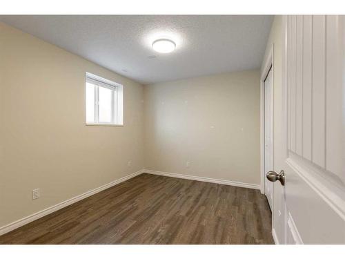 359 3 Avenue West, Cardston, AB - Indoor Photo Showing Other Room