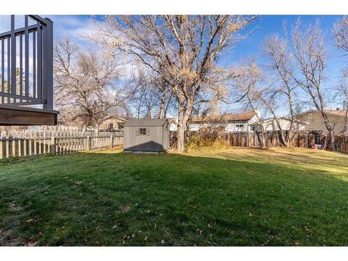 359 3 Avenue West, Cardston, AB - Outdoor