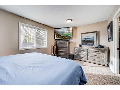 133 Dorothy Gentleman Crescent North, Lethbridge, AB - Indoor Photo Showing Bedroom