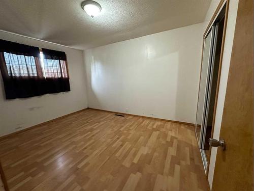 6017 56 Street, Taber, AB - Indoor Photo Showing Other Room