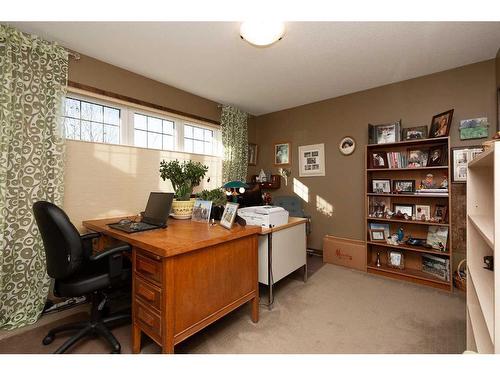 199 Riverstone Boulevard West, Lethbridge, AB - Indoor Photo Showing Office