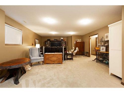 199 Riverstone Boulevard West, Lethbridge, AB - Indoor