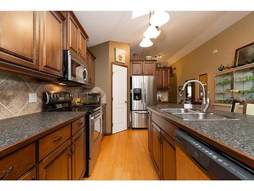 199 Riverstone Boulevard West, Lethbridge, AB - Indoor Photo Showing Kitchen With Double Sink