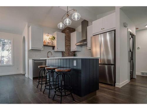 2618 21 Avenue South, Lethbridge, AB - Indoor Photo Showing Kitchen With Stainless Steel Kitchen With Upgraded Kitchen