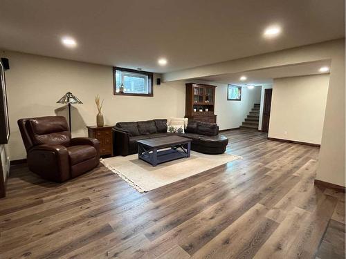 214 Falcon Ridge Way, Rural Lethbridge County, AB - Indoor Photo Showing Basement