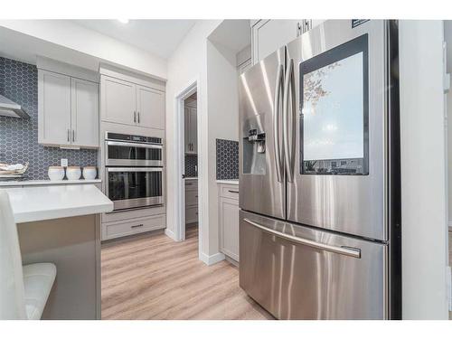 665 Aquitania Boulevard West, Lethbridge, AB - Indoor Photo Showing Kitchen