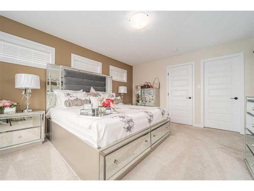 665 Aquitania Boulevard West, Lethbridge, AB - Indoor Photo Showing Bedroom