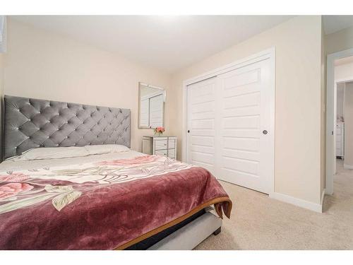 665 Aquitania Boulevard West, Lethbridge, AB - Indoor Photo Showing Bedroom