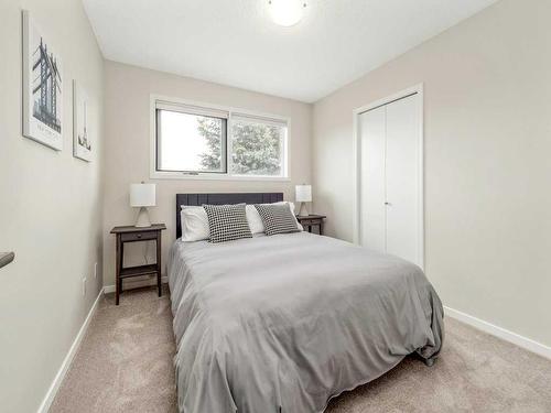 88 Erminedale Boulevard North, Lethbridge, AB - Indoor Photo Showing Bedroom