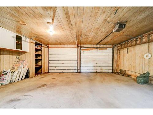 929 Maple Street, Pincher Creek, AB - Indoor Photo Showing Garage