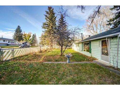 929 Maple Street, Pincher Creek, AB - Outdoor