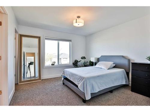 310 Coalbanks Boulevard West, Lethbridge, AB - Indoor Photo Showing Bedroom