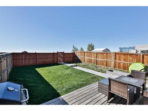 310 Coalbanks Boulevard West, Lethbridge, AB - Outdoor