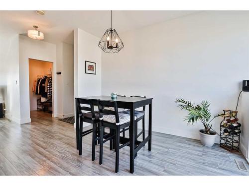 310 Coalbanks Boulevard West, Lethbridge, AB - Indoor Photo Showing Dining Room