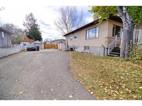 192W 100 N Avenue, Raymond, AB - Outdoor