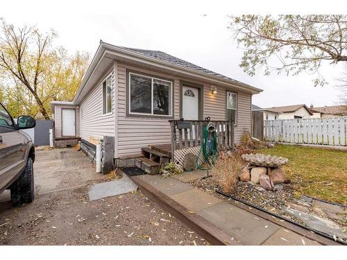 340 20 Street North, Lethbridge, AB - Outdoor