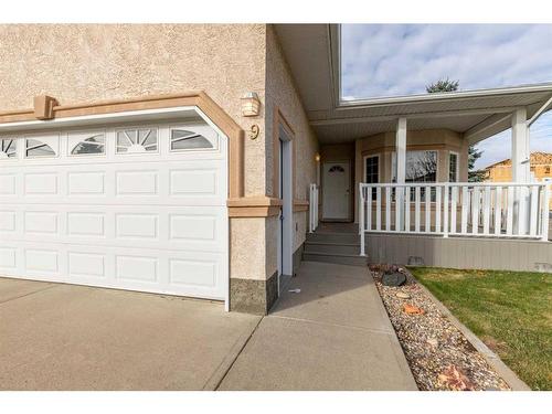 9-50 Fairmont Boulevard South, Lethbridge, AB - Outdoor