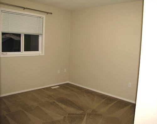 5111 54 Street, Taber, AB - Indoor Photo Showing Other Room