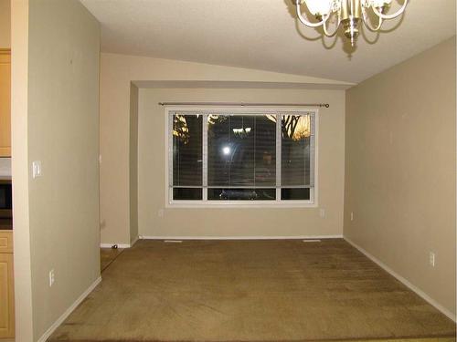 5111 54 Street, Taber, AB - Indoor Photo Showing Other Room