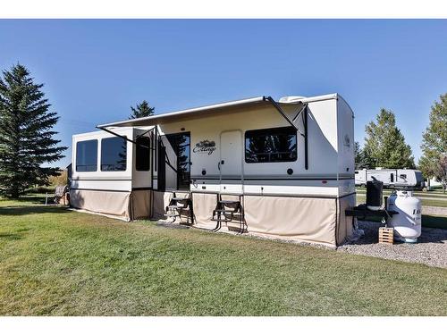 18 King Fisher Lane, Rural Vulcan County, AB 