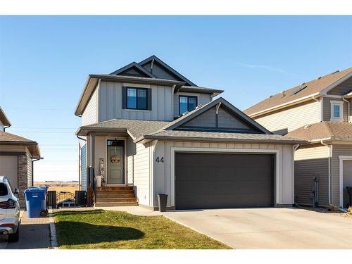 44 Alma Isobell Hodder Crescent North, Lethbridge, AB - Outdoor With Facade