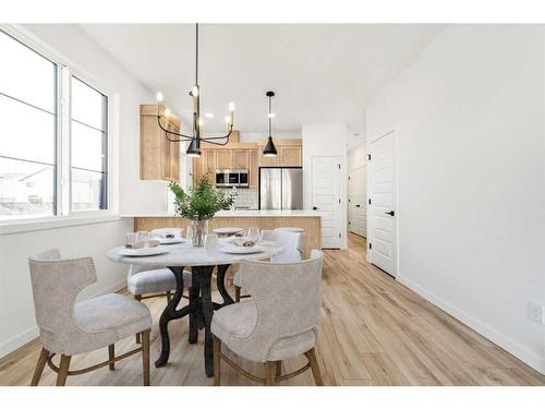 2503 44 Street South, Lethbridge, AB - Indoor Photo Showing Dining Room