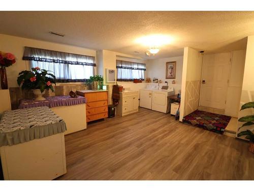 6008 53 St, Taber, AB - Indoor