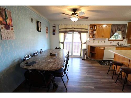 6008 53 St, Taber, AB - Indoor Photo Showing Dining Room