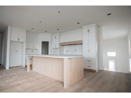 2117 Cedar Crescent, Coaldale, AB - Indoor Photo Showing Kitchen