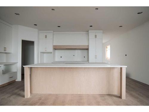 2117 Cedar Crescent, Coaldale, AB - Indoor Photo Showing Kitchen