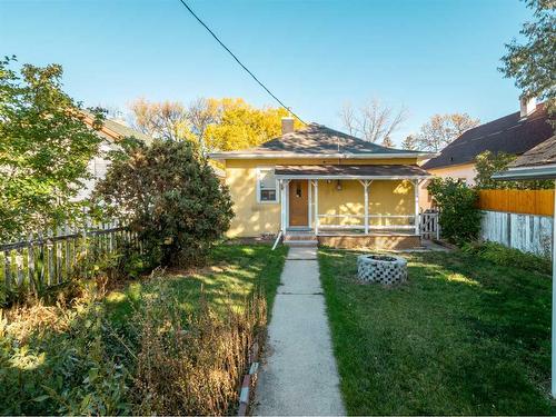 1506 6 Avenue South, Lethbridge, AB - Outdoor With Deck Patio Veranda