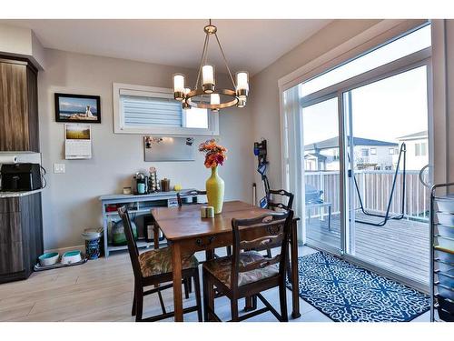 736 Coalbrook Close West, Lethbridge, AB - Indoor Photo Showing Dining Room