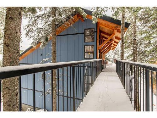 45 Gravenstafel Nook, Rural Pincher Creek No. 9, M.D. Of, AB - Outdoor With Balcony With Exterior