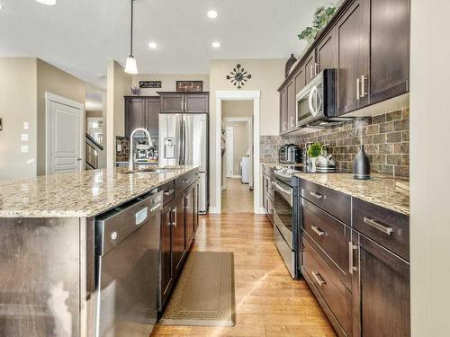 92 Firelight Way West, Lethbridge, AB - Indoor Photo Showing Kitchen With Upgraded Kitchen