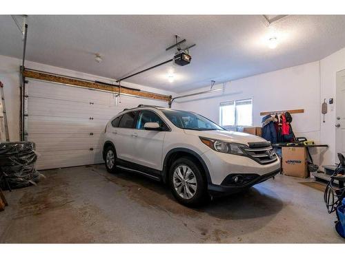 51 Sunrise Circle Sw, Medicine Hat, AB - Indoor Photo Showing Garage