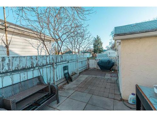 1267 9 Avenue North, Lethbridge, AB - Outdoor